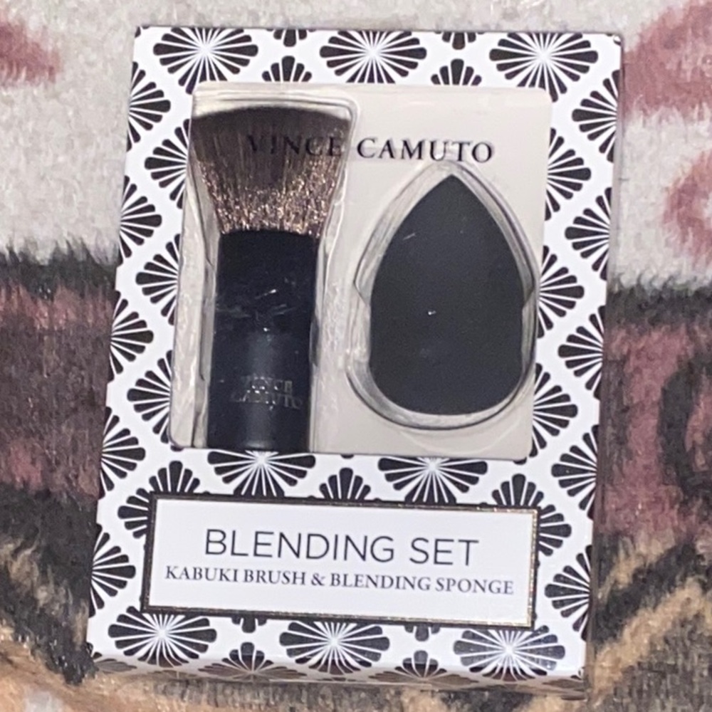 Vince Camuto | Blending Set | Color: Black with brown bristles | NWT